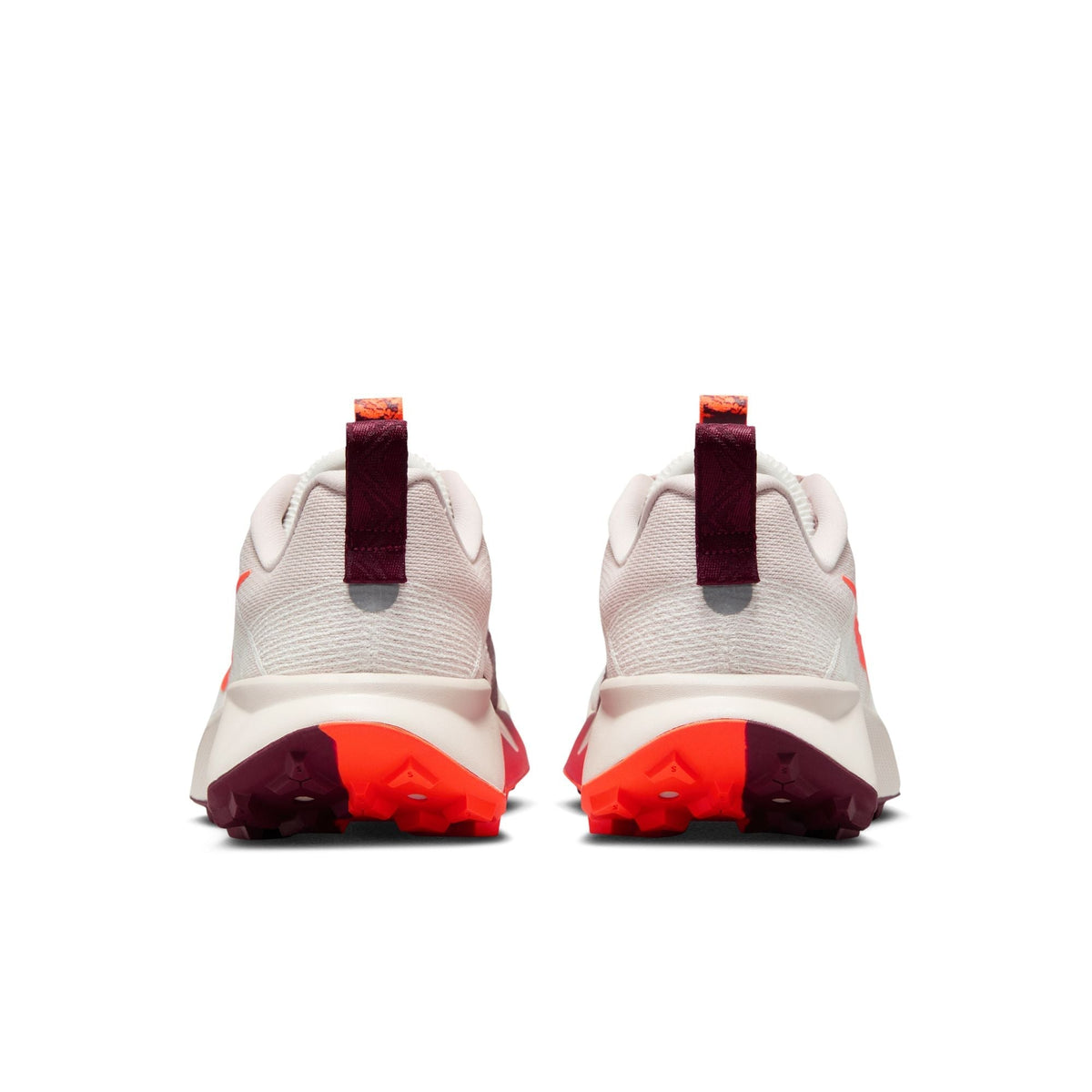 Women’s Wildhorse 10 (102 - Sail/Hyper Crimson-Silt Red)