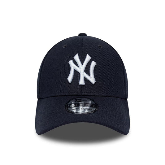New York Yankees MLB Classic Navy 39THIRTY Stretch Fit Cap