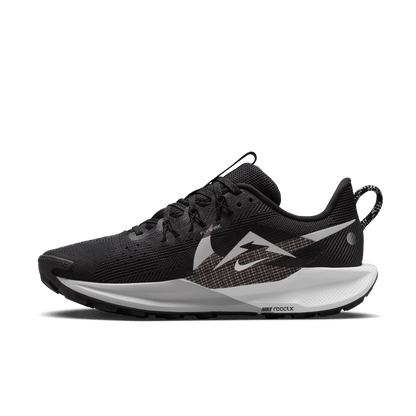 Women’s React Pegasus Trail 5 (001 - Black/White-Anthracite-Wolf Grey)