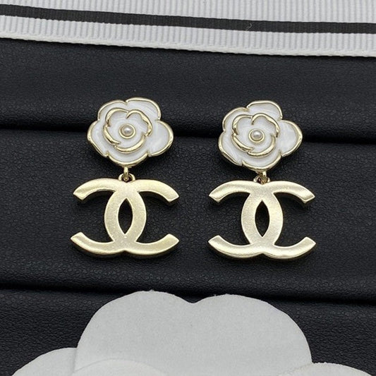18K  Chanel Camellia Earrings