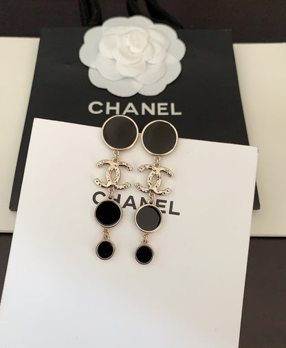 18K  Chanel Black Crystals Earrings