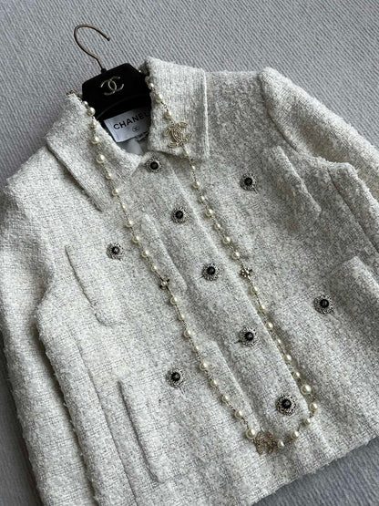 Chanel 2025 White Woven Tweed Fabric Jacket 318544
